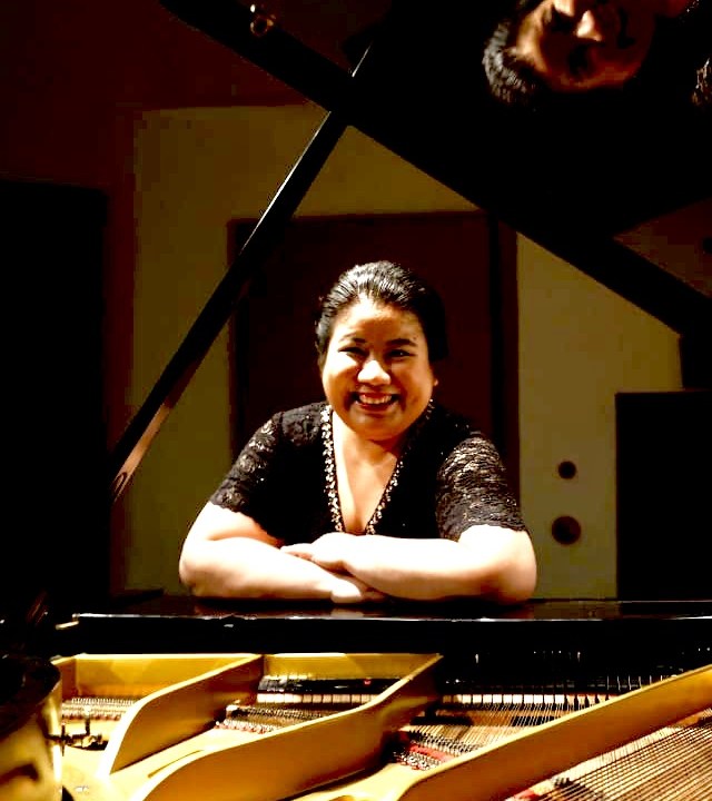 Prajna Indrawati, piano
